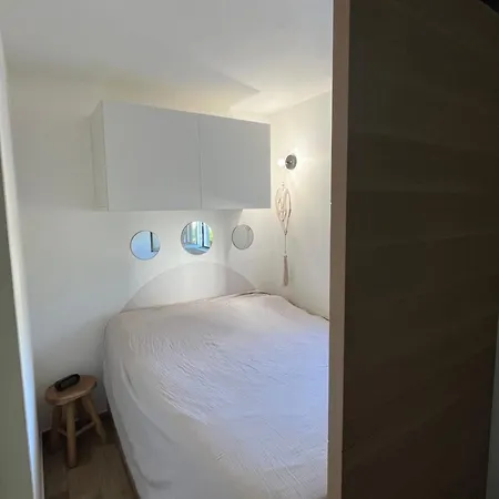 Proche De La Apartmán